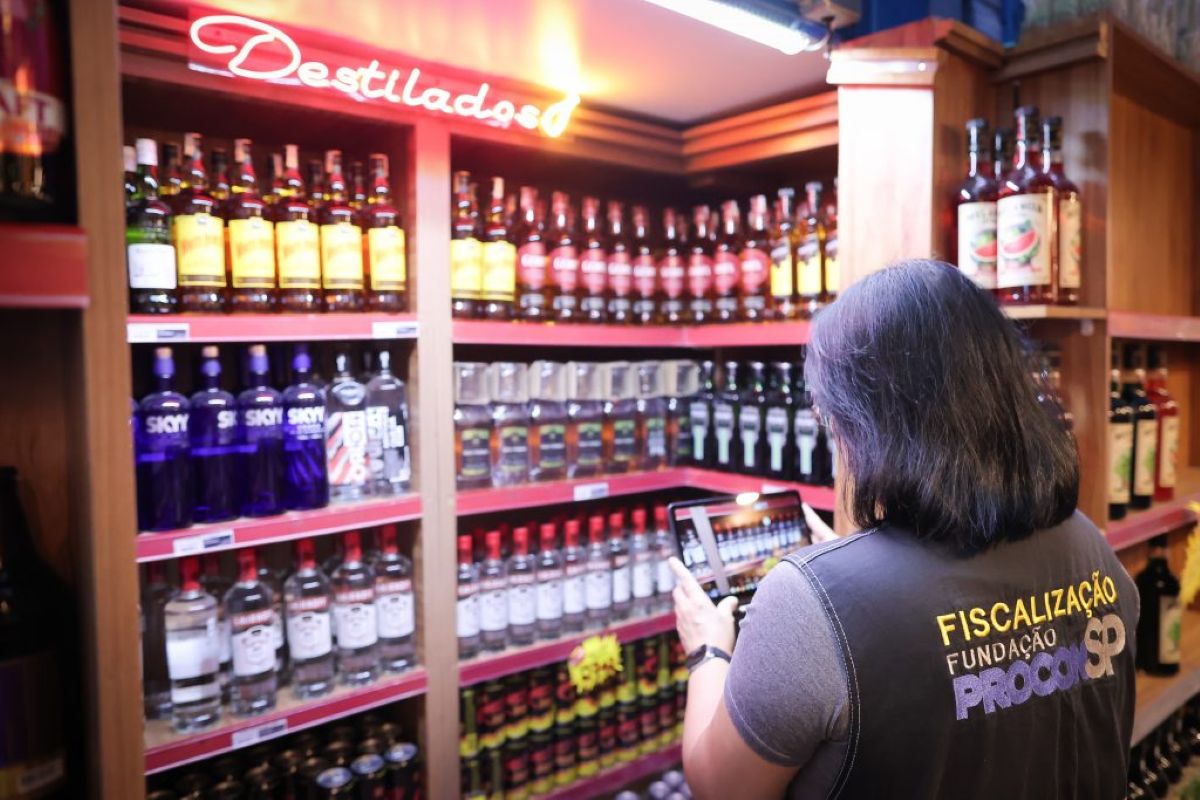 Nova morte suspeita por metanol: como estão as intoxicações em SP