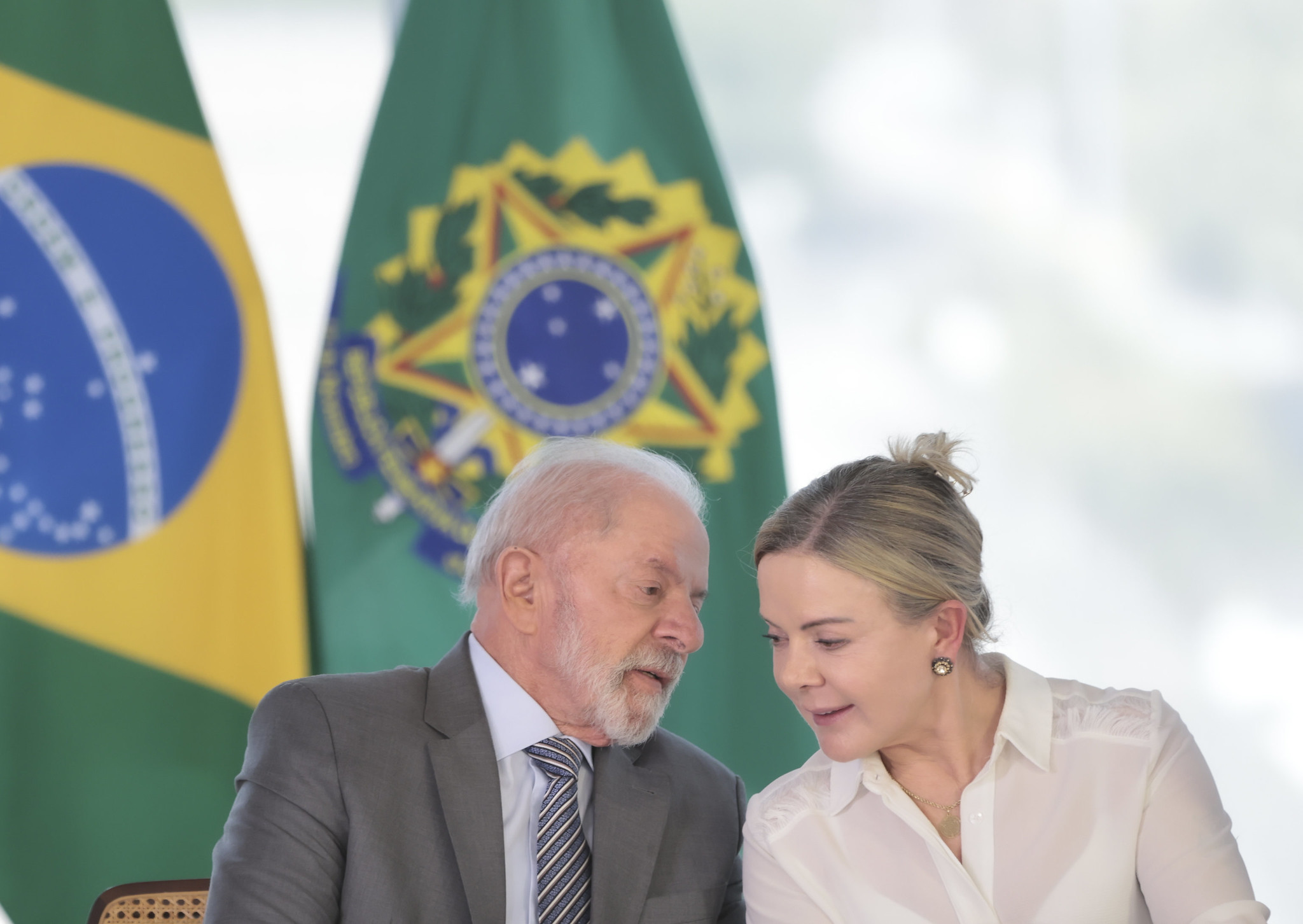 Gleisi sobre encontro de Lula e Vorcaro em 2024: "Recebe muita gente"