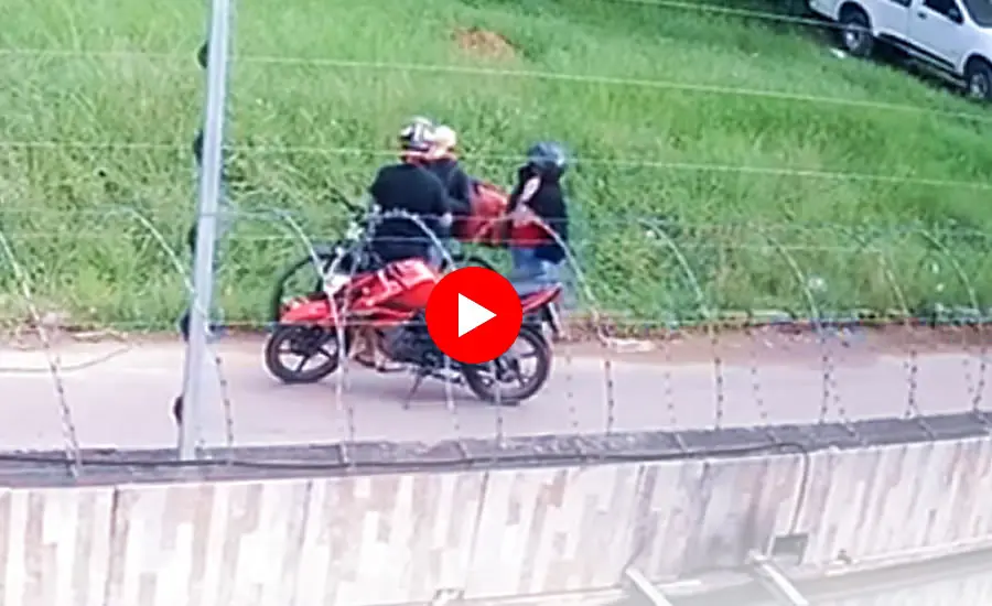 Vídeo: casal em motocicleta assalta ciclista entregador no bairro Aviário