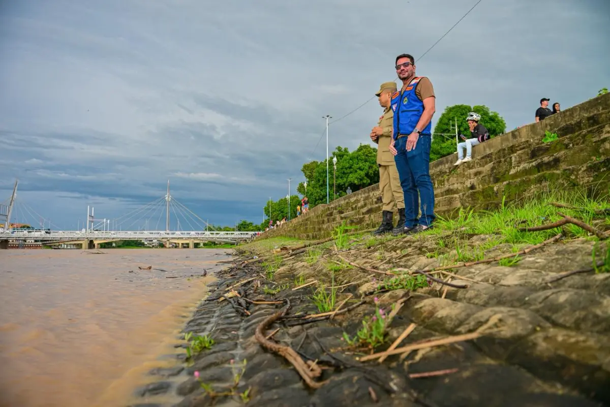 Gladson monitora elevação do Rio Acre e garante apoio rápido às famílias afetadas