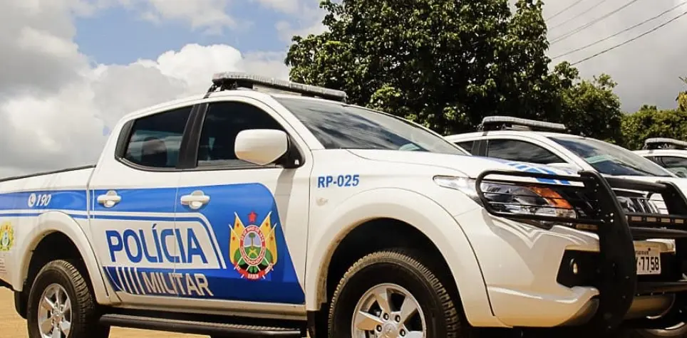 Homem é preso guiando motocicleta na contramão e com droga em Cruzeiro do Sul