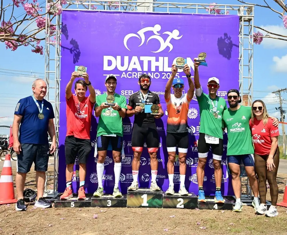 Acre faz história no triathlon e classifica 14 atletas para campeonatos mundiais em 2026