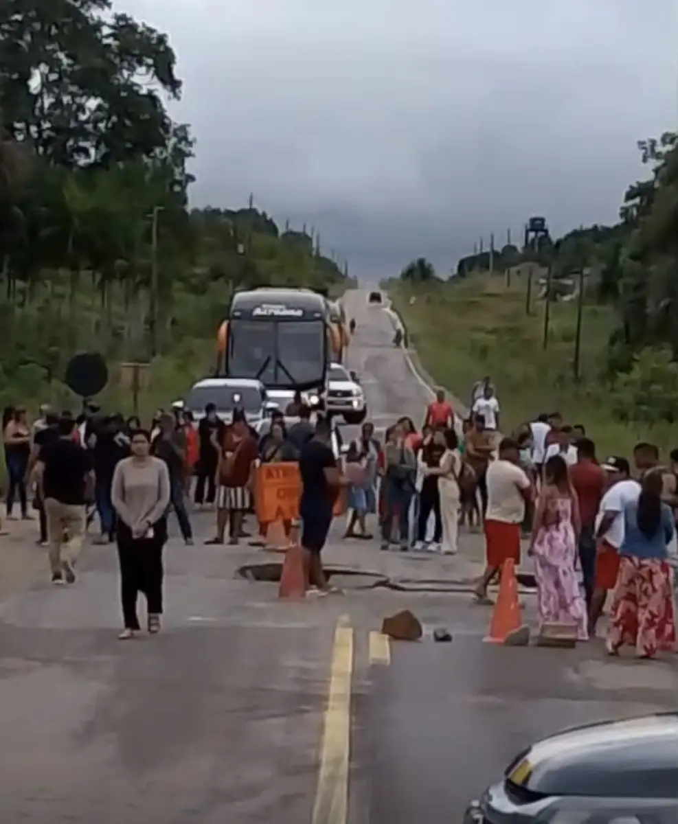 BR-364, em Cruzeiro do Sul, poderá ser fechada por 24 horas, avalia DNIT