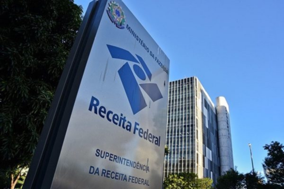 Receita rebate informações falsas sobre aumento no IRPF de professores