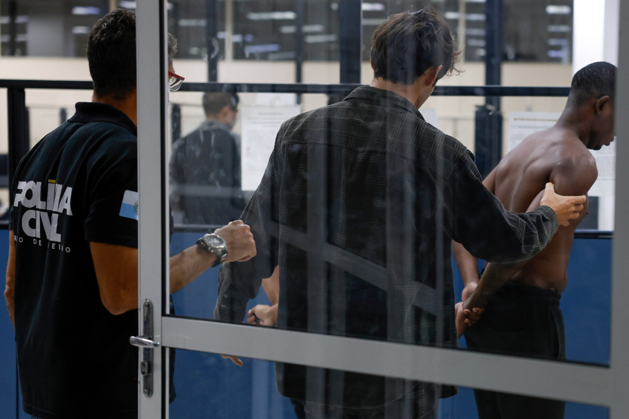 Polícia do Rio de Janeiro prende líder do CV ligado à morte de PM