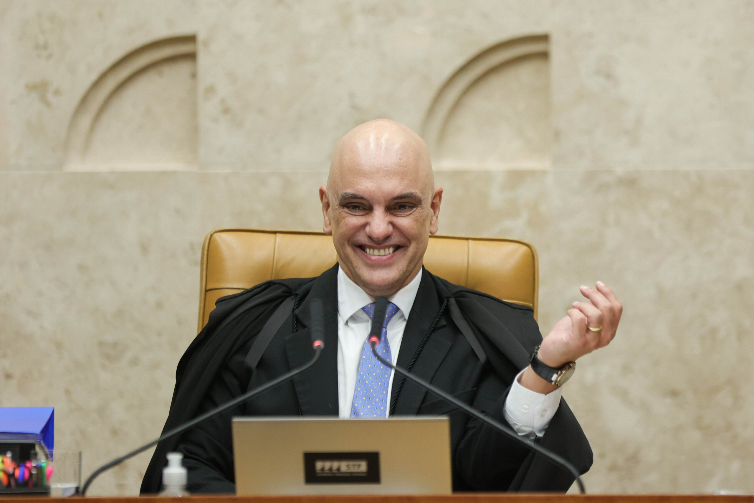 O monarca absoluto Alexandre de Moraes abre outro inquérito sigiloso