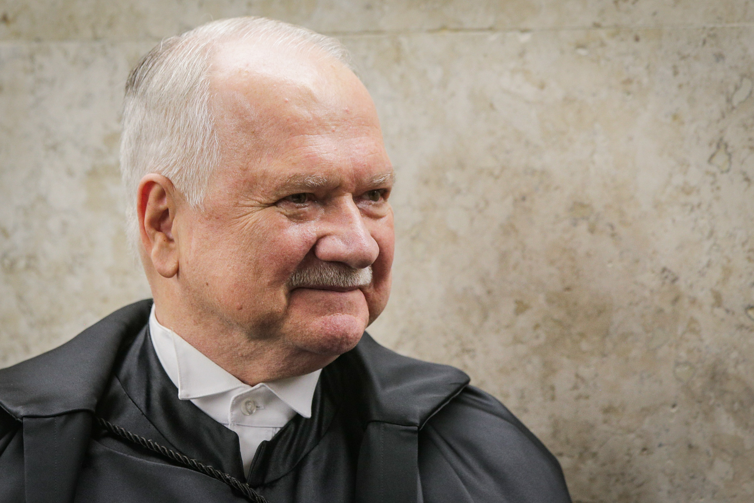 Em meio ao Caso Master, Fachin sai em defesa de Toffoli. Veja íntegra