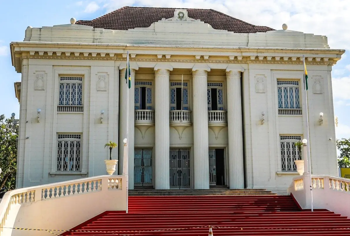 Acre sanciona LOA de 2026 com orçamento de R$ 13,8 bilhões