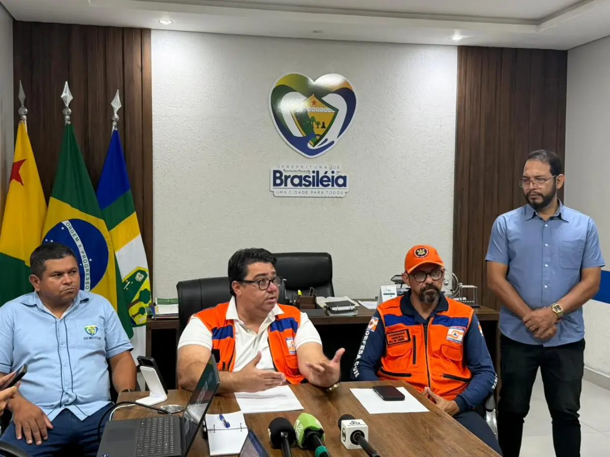 Enchente em Brasileia leva prefeitura a cancelar Carnaval e declarar emergência