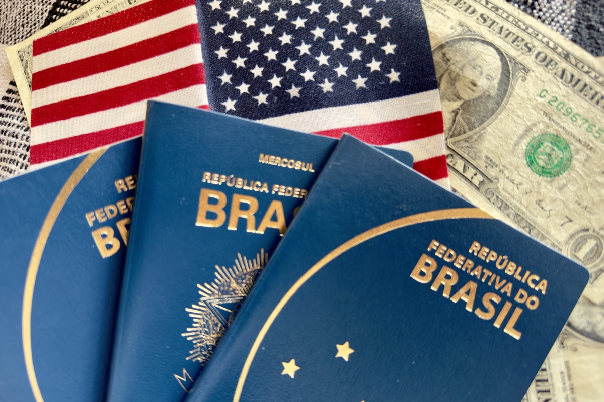 Suspensão de vistos dos EUA para imigrantes afeta turistas? Veja vídeo e entenda. Vídeo