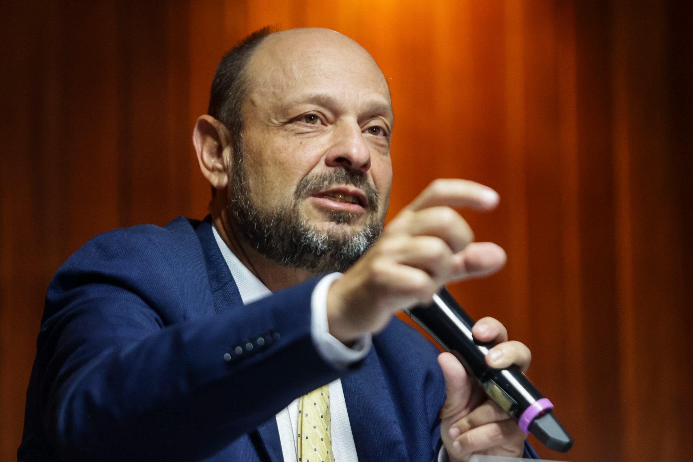 Liquidante do Master pede para adiar reunião com INSS; veja nova data