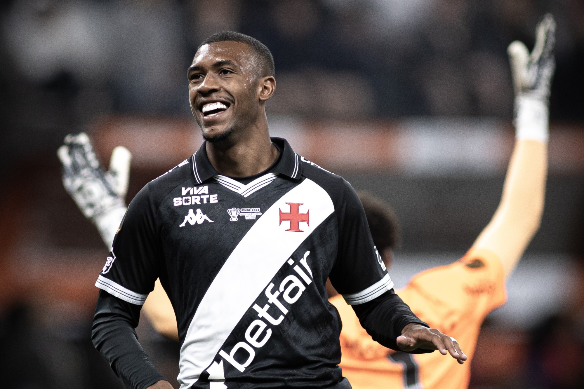 Rayan chega a acordo com Bournemouth e está próximo de deixar o Vasco