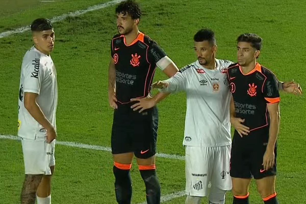 Paulistão: Gabigol marca no fim e Santos empata com Corinthians