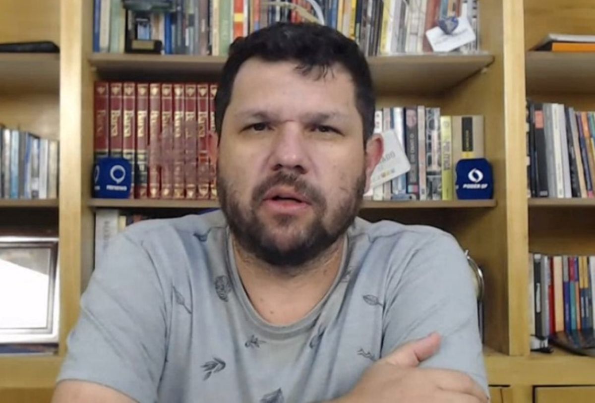 Eustáquio e filha chamam Perillo de “ladrão” e TJ-GO manda apagar post