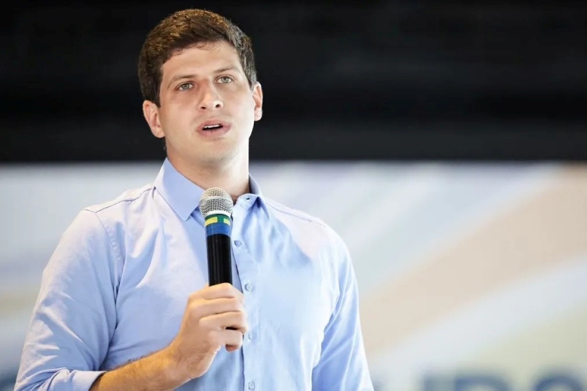 Vereador do partido de João Campos assina CPI contra o prefeito