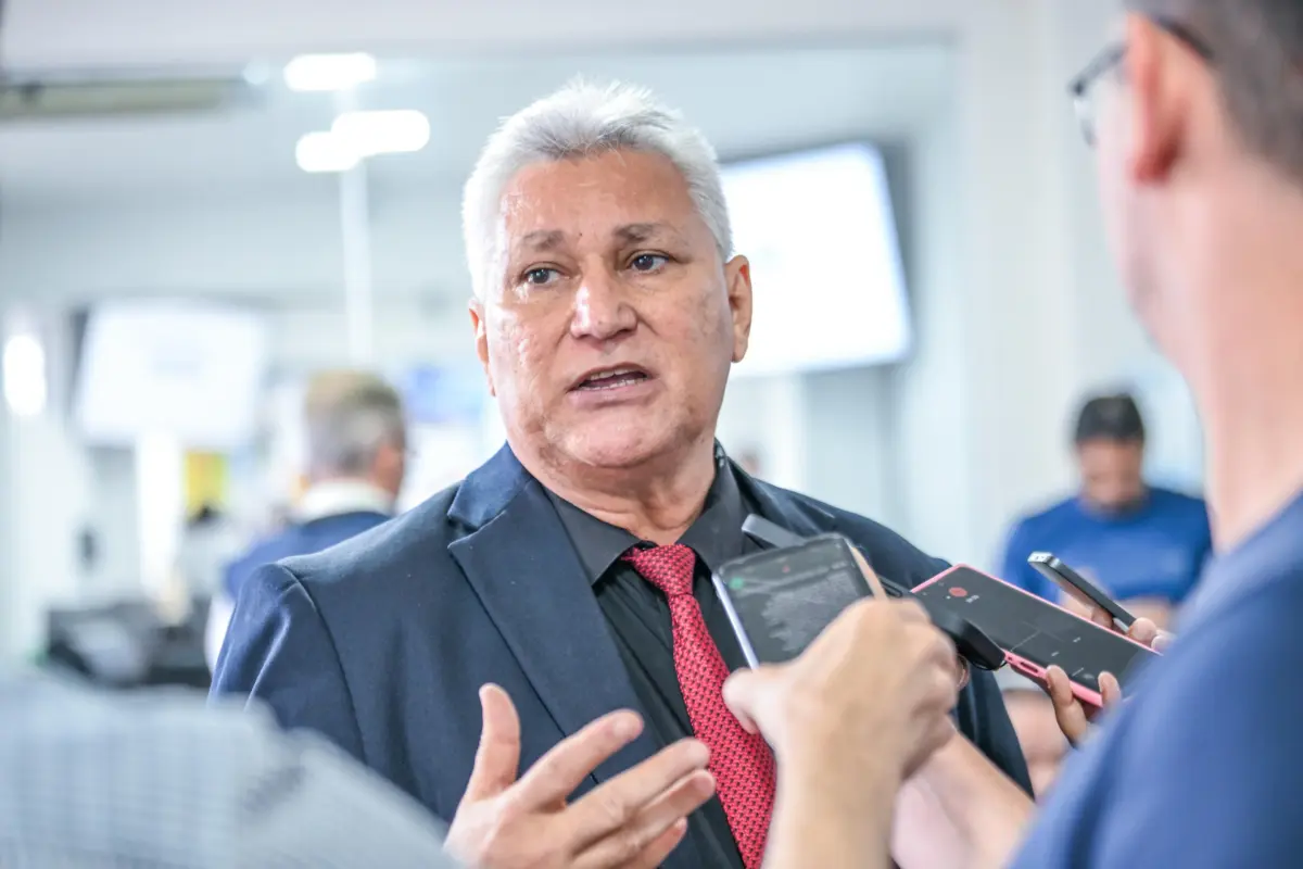 Bocalom prorroga cessão de Antônio Morais à Câmara até o fim de 2026