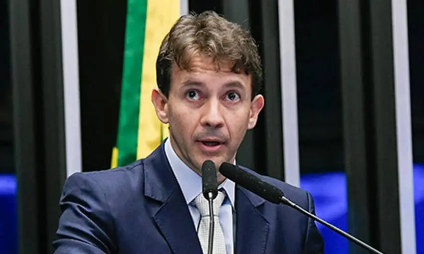 Velloso assina pedido de CPI do Banco Master em meio a investigações de fraudes bilionárias