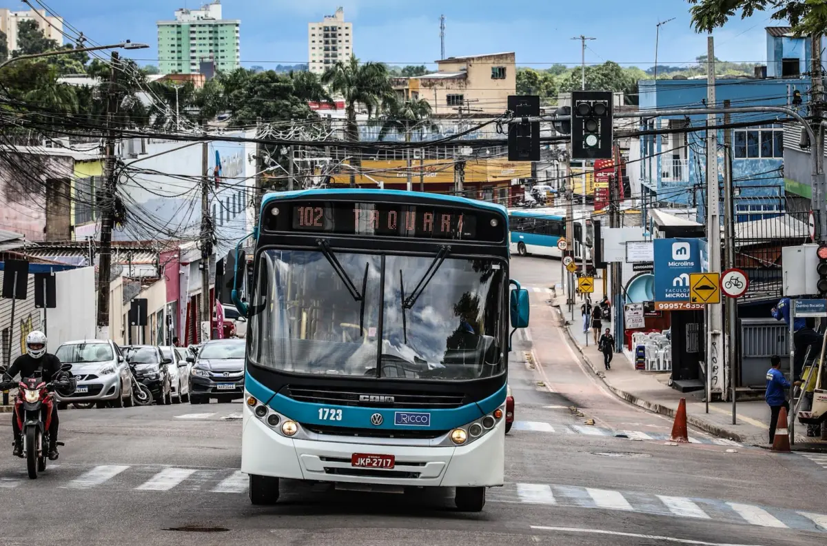 Acordo evita paralisação do transporte coletivo, mas trabalhadores da Ricco mantêm alerta