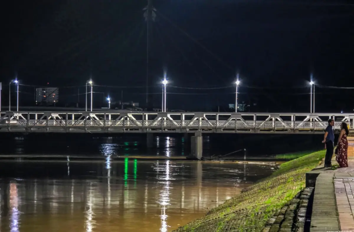 Rio Acre continua em elevação e fica a 15 cm da cota de transbordamento