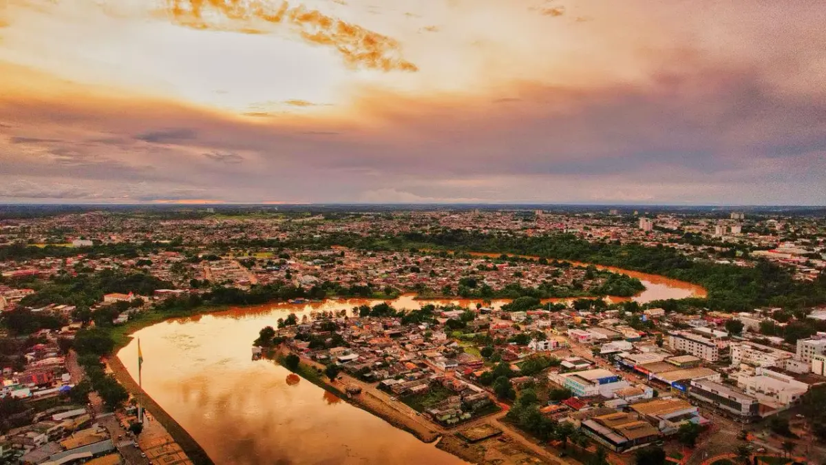 Rio Acre inicia segunda com leve queda no nível, aponta Defesa Civil