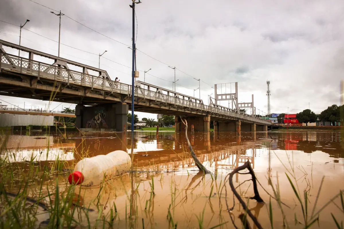 Rio Acre segue subindo e se aproxima da cota de transbordo em Rio Branco