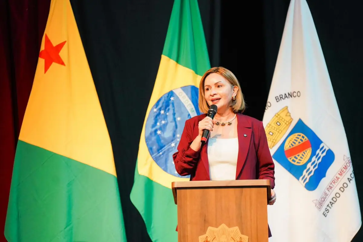 Com emenda de Socorro Neri, Ufac vai ofertar curso de Enfermagem em Plácido e Acrelândia