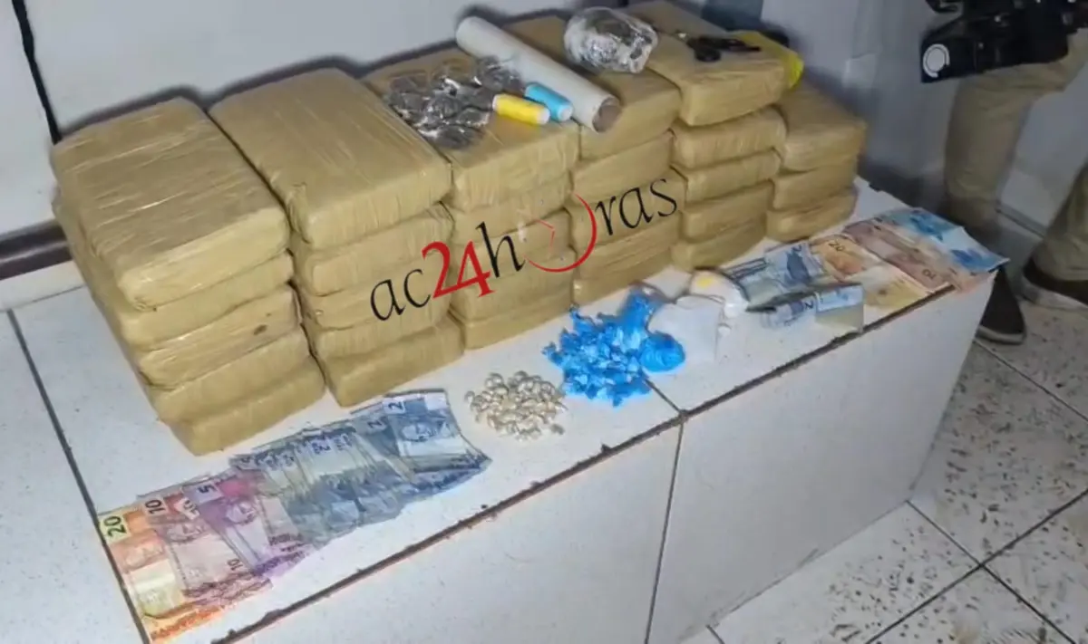 Polícia prende três e apreende 30 kg de entorpecentes no bairro Sapolândia