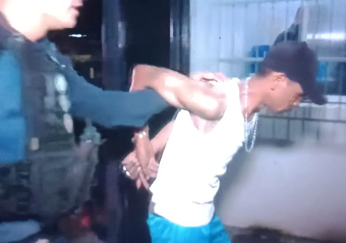 Grupamento tático estoura boca de fumo e prende traficante