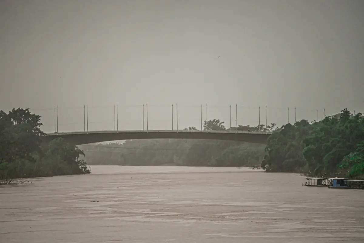 Mesmo com pouca chuva, Rio Acre sobe na tarde deste sábado na capital