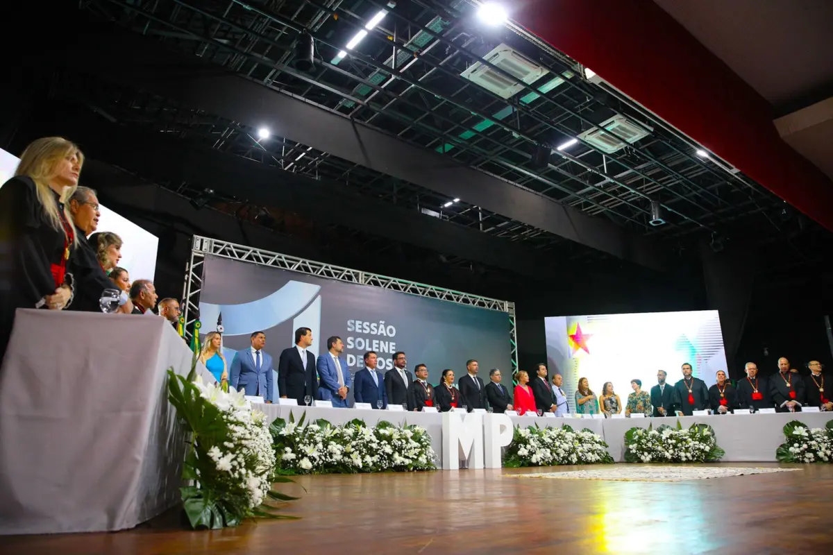 Oswaldo D’Albuquerque assume comando do MPAC; Patrícia Rêgo e novos conselheiros também tomam posse