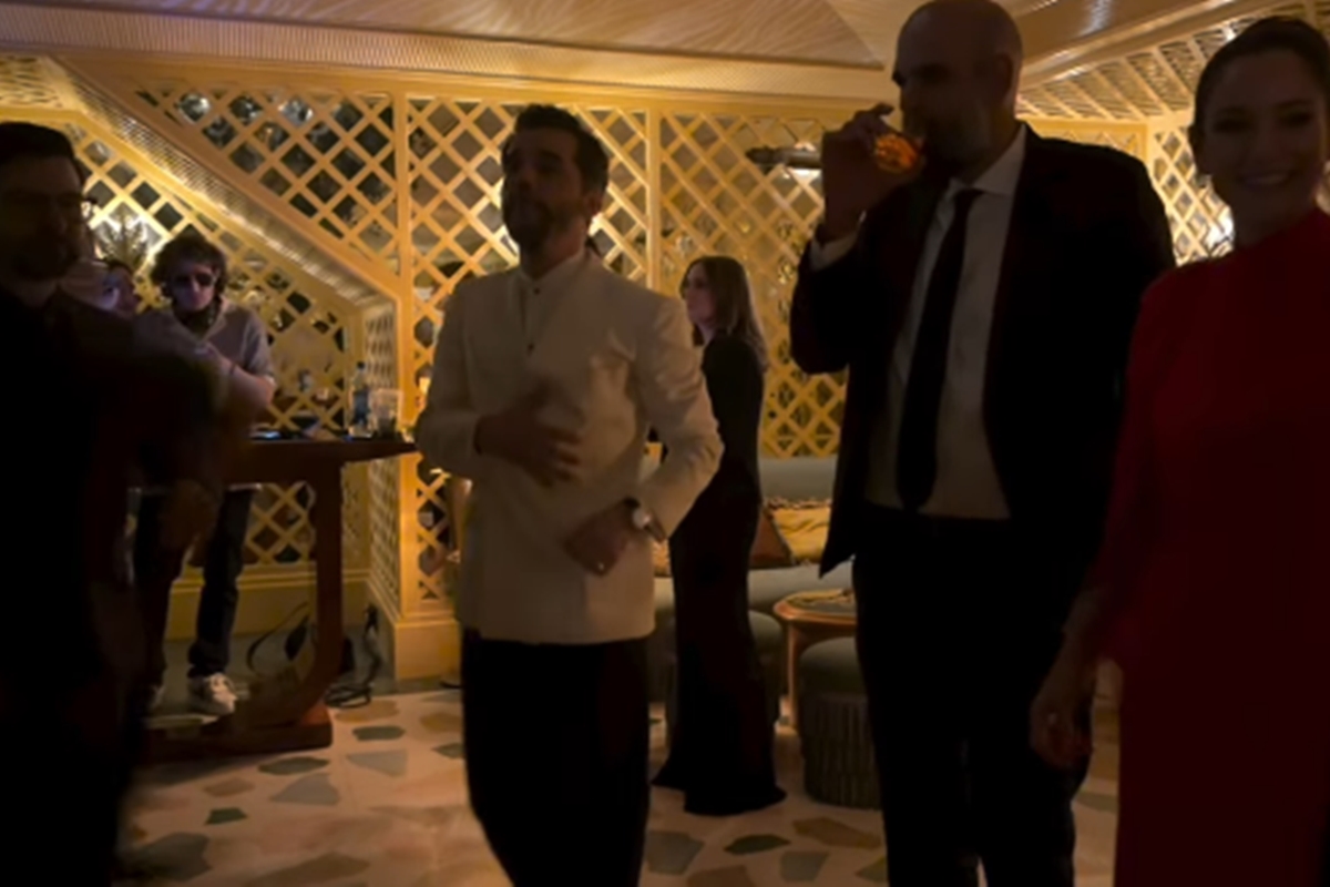 Elenco de O Agente Secreto celebra Globo de Ouro com roda de samba