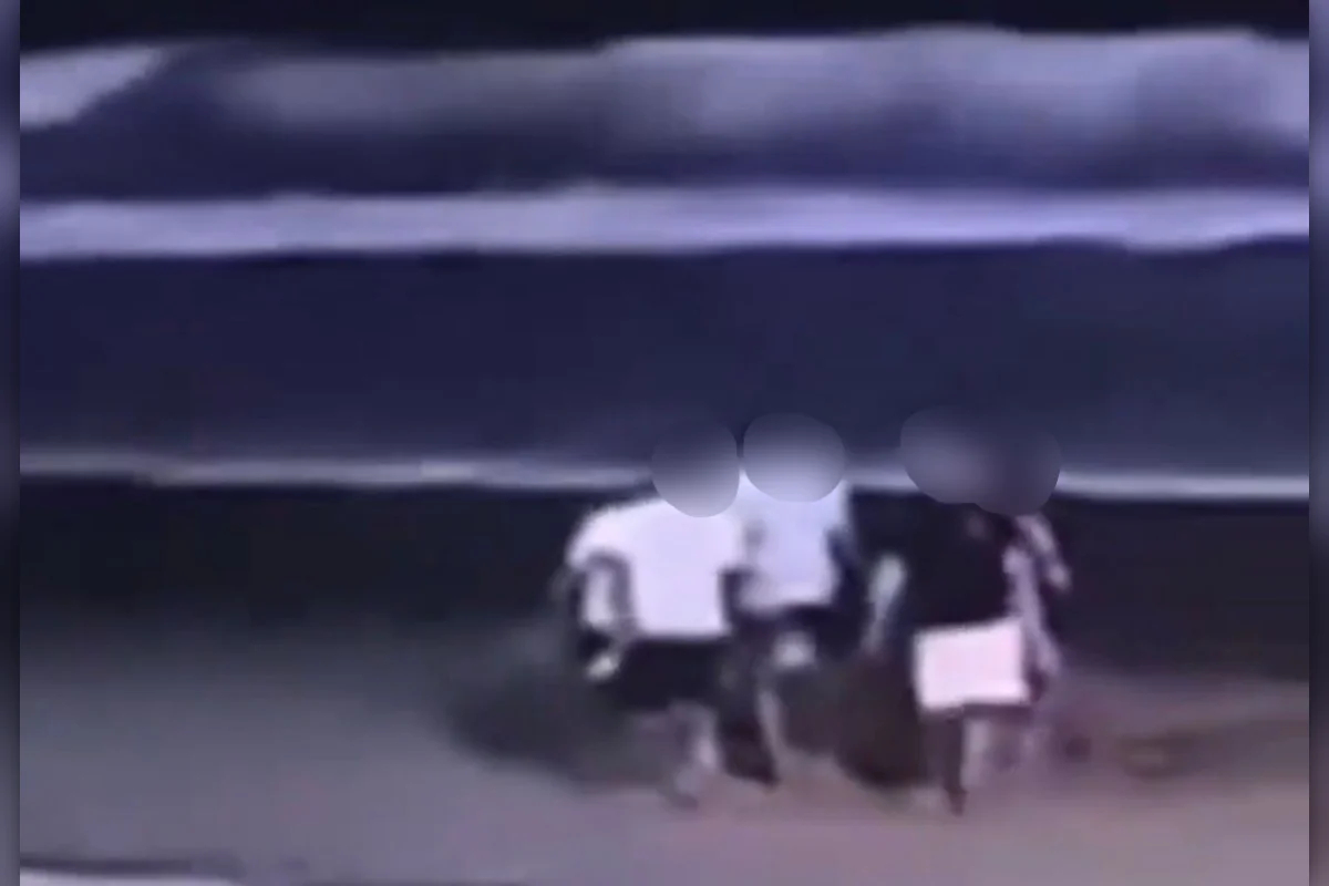 Cão Orelha: polícia investiga vídeo de adolescentes afogando Caramelo. Veja vídeo