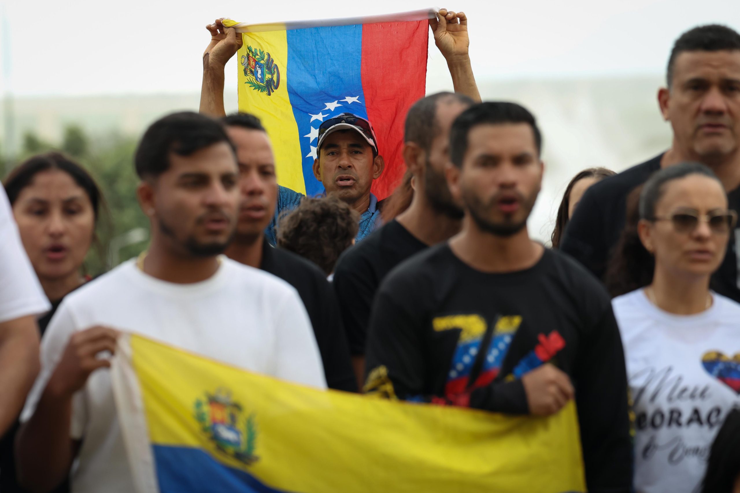 Venezuelanos no DF celebram: "Fugimos da ditadura e hoje comemoramos"