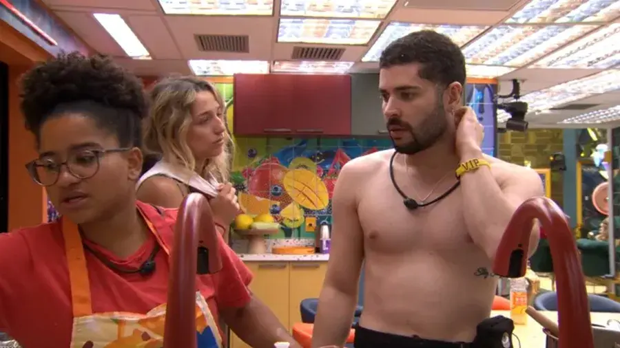 Marcelo desabafa sobre atrito com Ana Paula no BBB: ‘Como se eu fosse lixo’