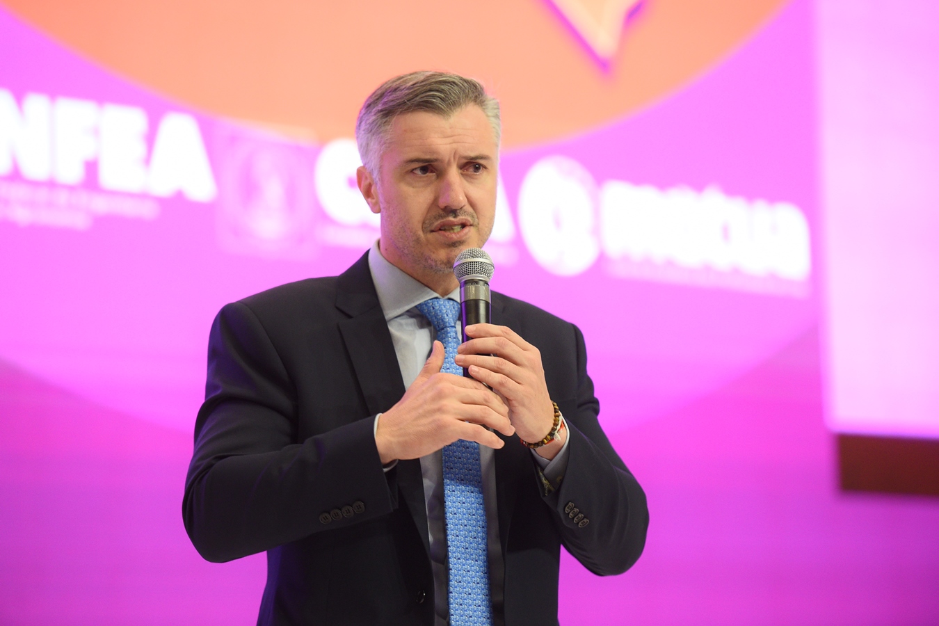 Ao vivo: especialistas debatem desafios da infraestrutura no Brasil. Veja vídeo