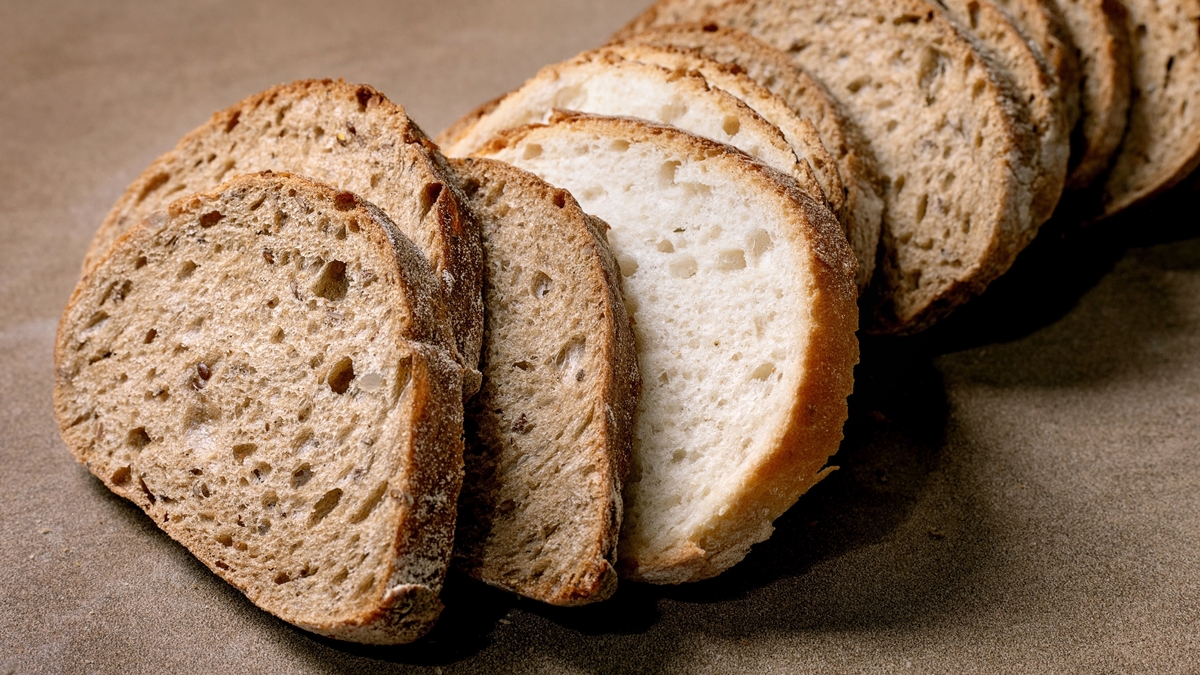 Pão fit de micro-ondas pronto em 2 minutos: faça agora e economize