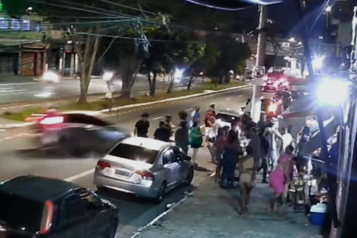 Motorista embriagado mata pedestre atropelado e deixa outros 2 feridos. Veja vídeo