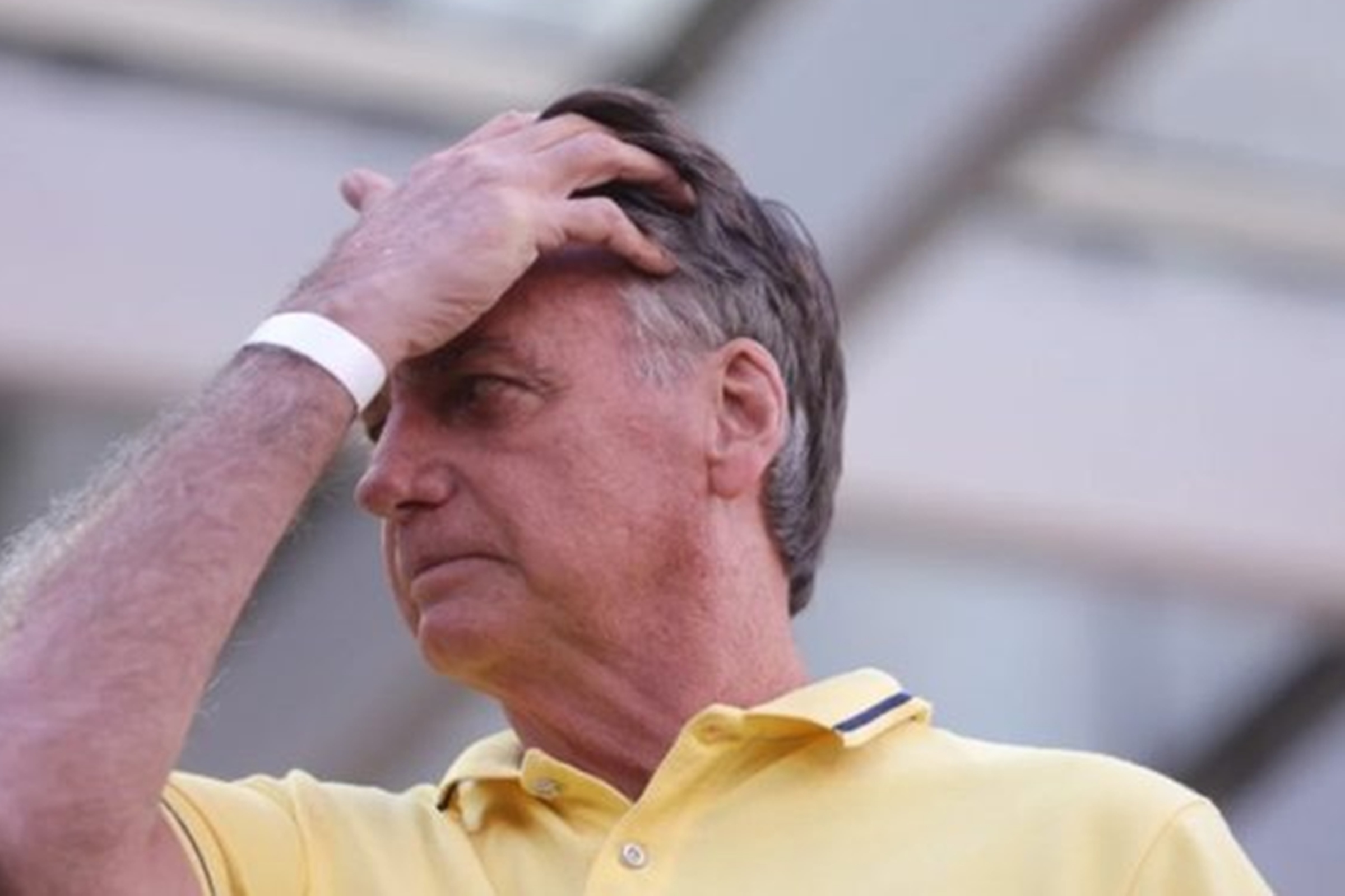 PF se manifesta sobre reclamação de Bolsonaro por barulho na cela