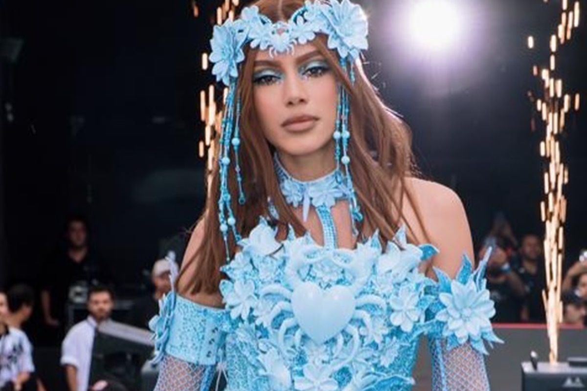 Segurança de show de Anitta é flagrado socando uma fã durante briga. Veja vídeo