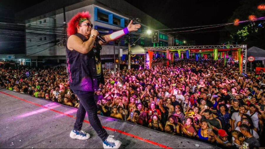 Wanderley Andrade encerra a programação cultural da Festa de São Sebastião
