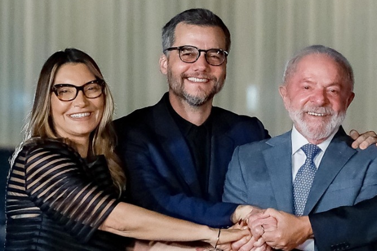 Lula lembra encontro com Wagner Moura ao celebrar vitórias no Globo de Ouro