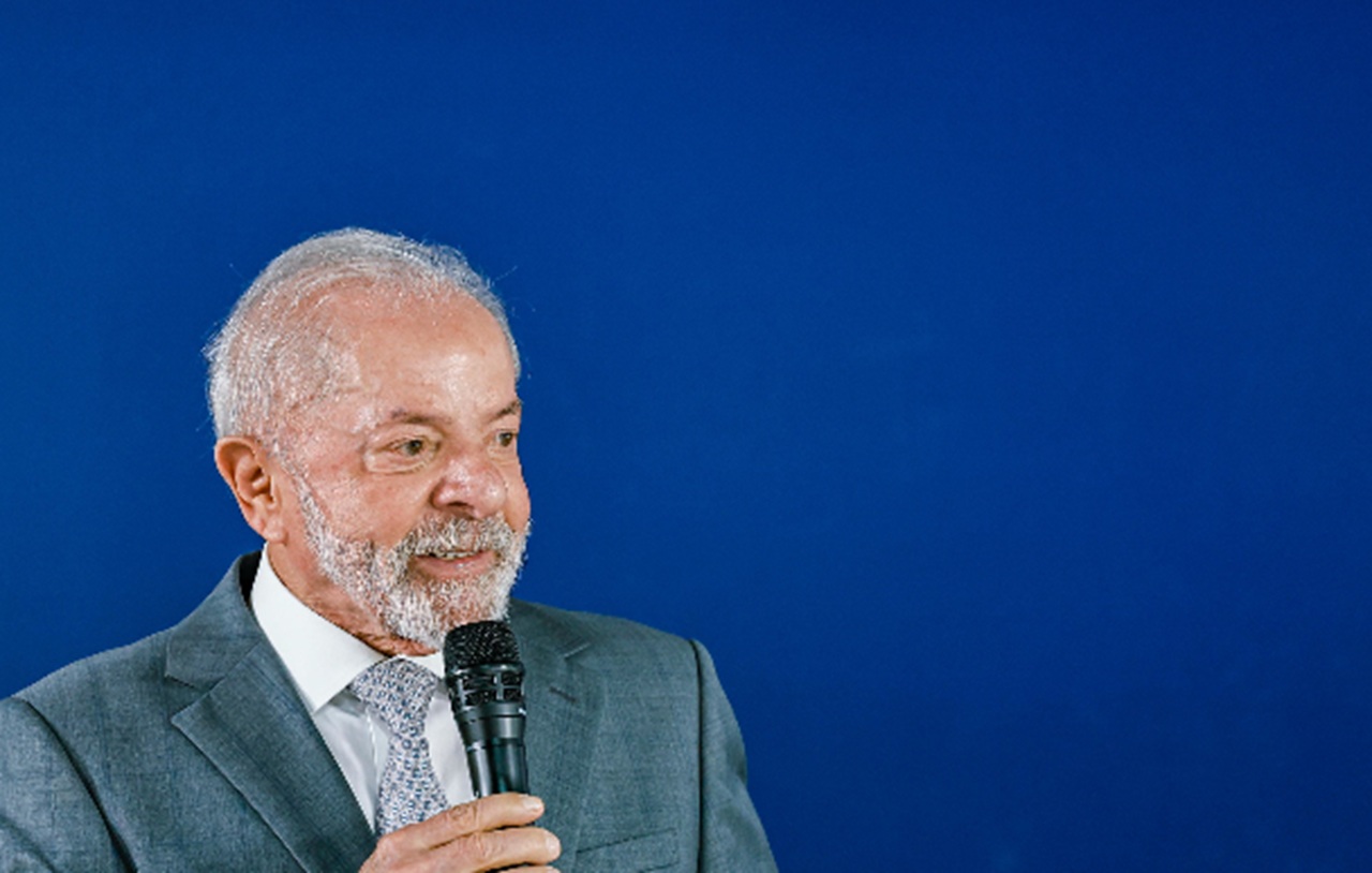 O pedido de Lula a assessores na reunião de emergência sobre Maduro