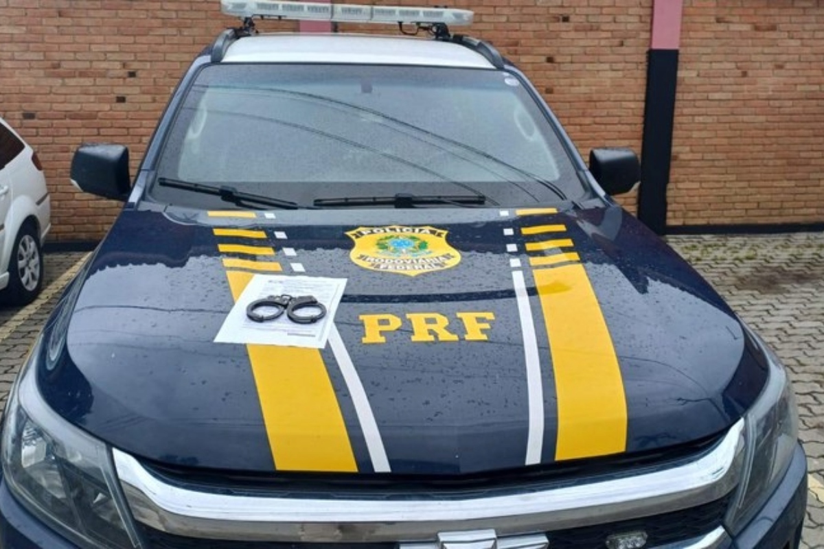 Desaparecida, menina é encontrada com homem durante abordagem em SP