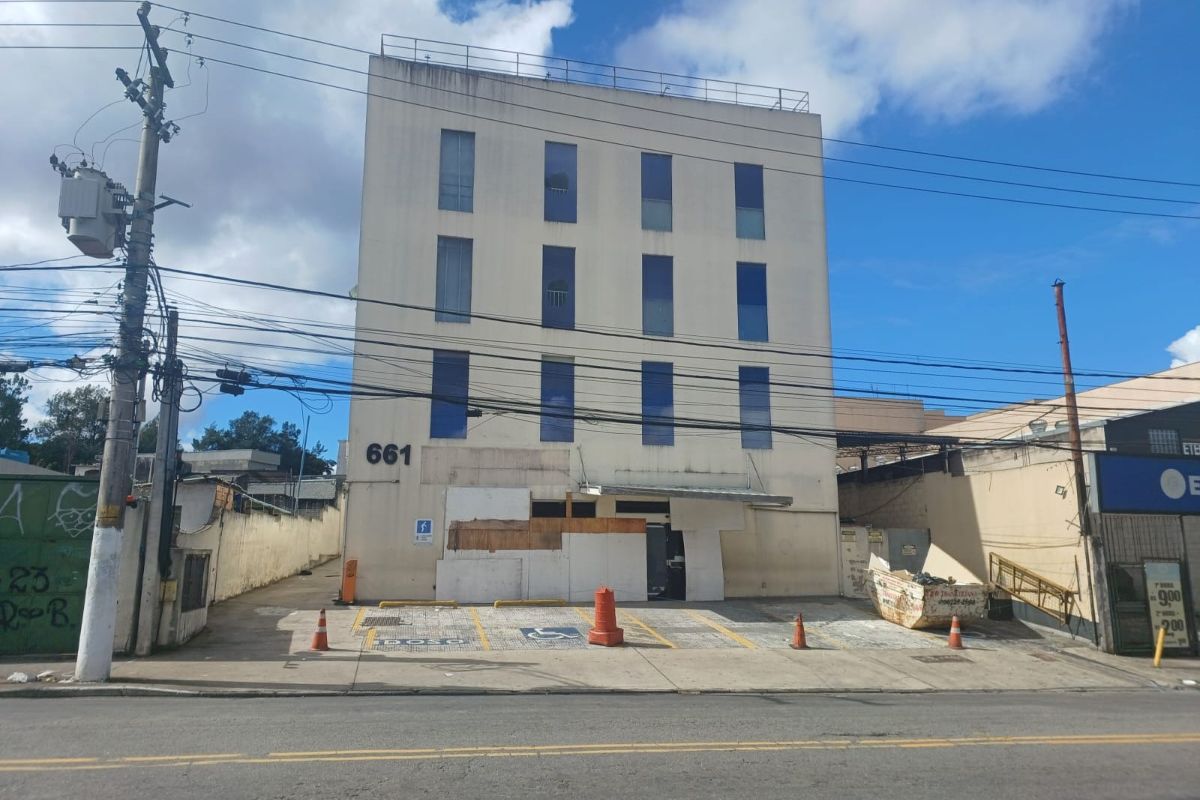 Justiça manda Nunes explicar aluguel de R$ 100 mil por prédio vazio