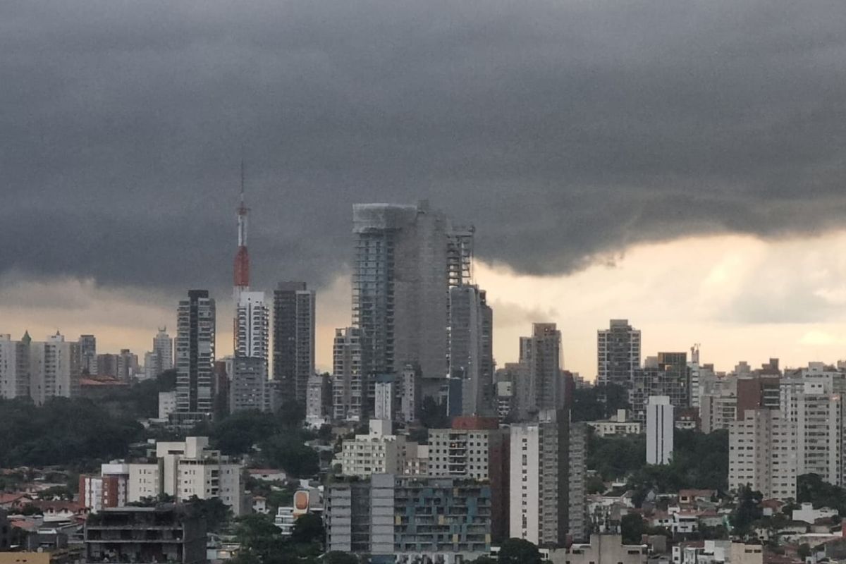 Molha CLT: por que chove forte no fim da tarde? Especialistas explicam. Veja vídeo