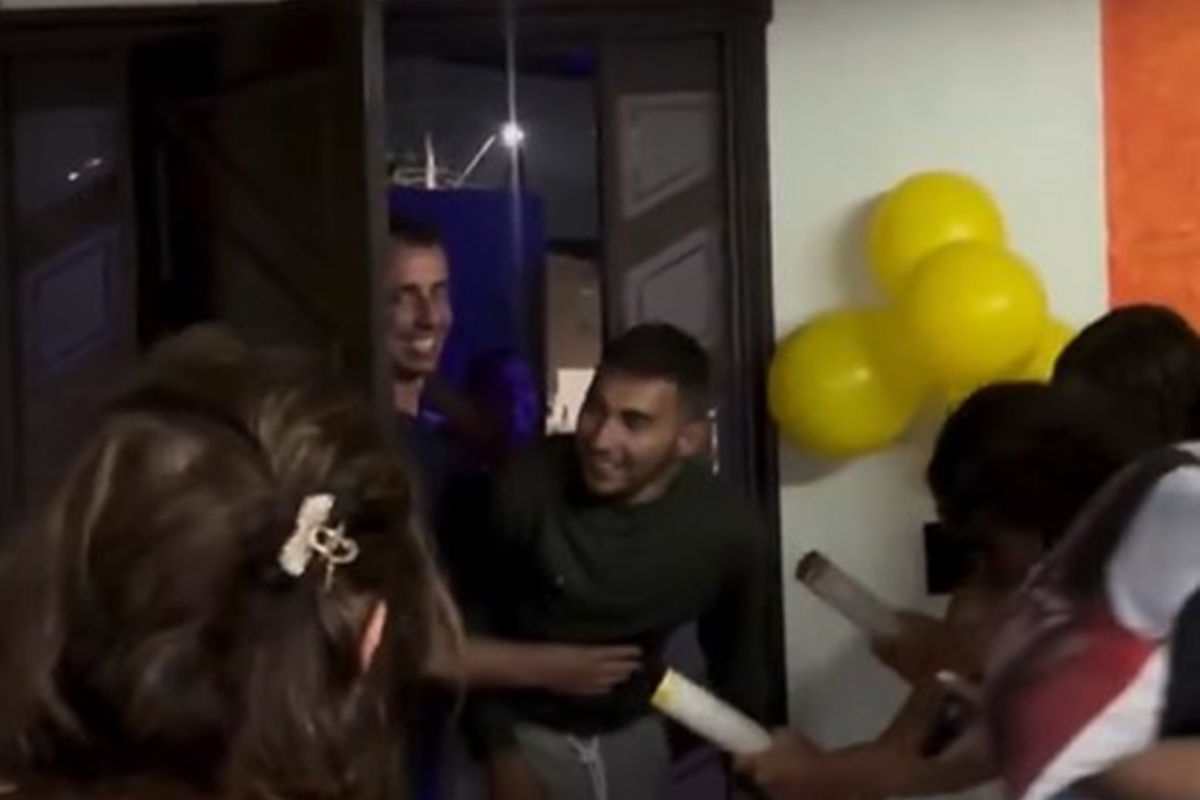 Vídeo de jovem abandonado no Pico do Paraná chegando em casa viraliza