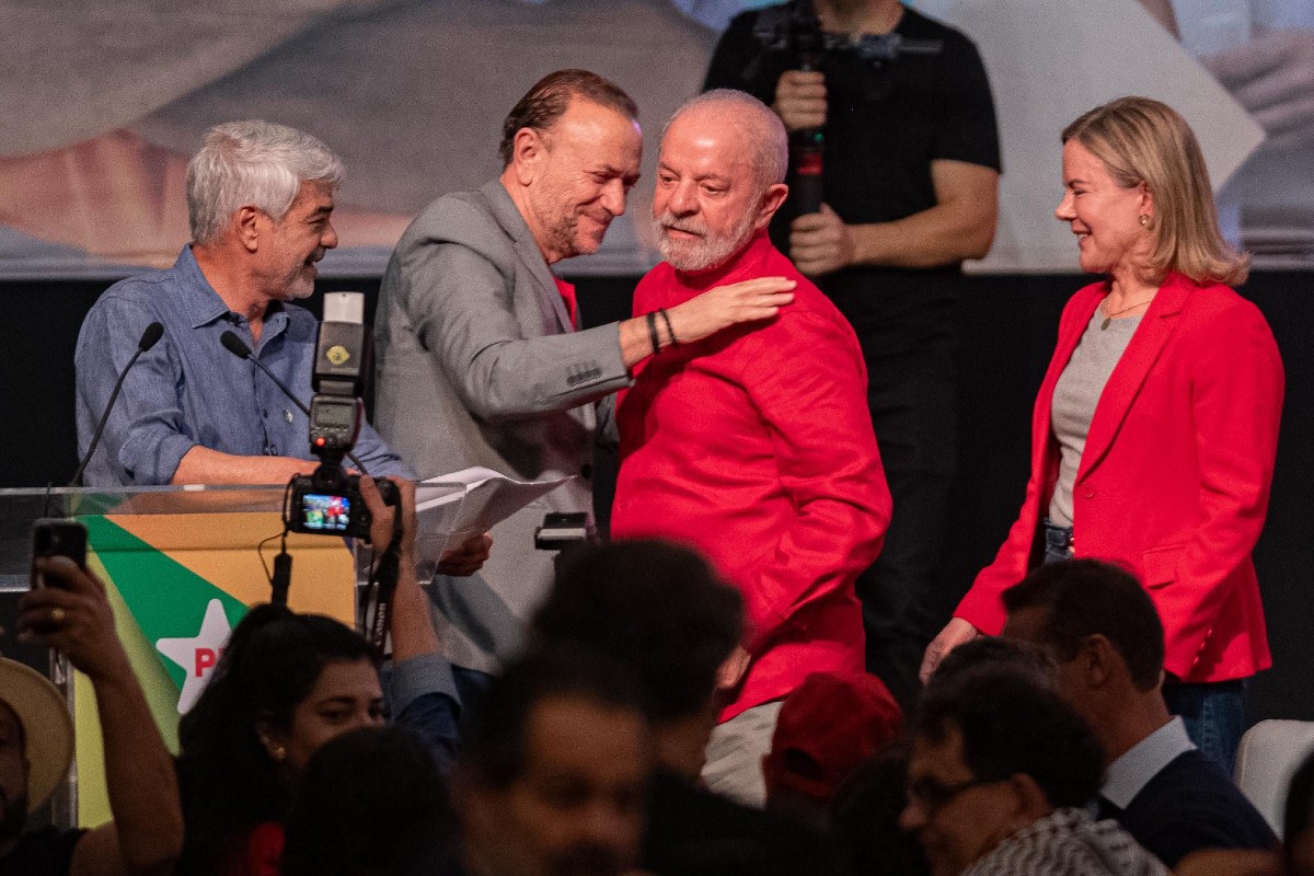 PT sai em defesa de Cuba em meio a cerco econômico de Trump