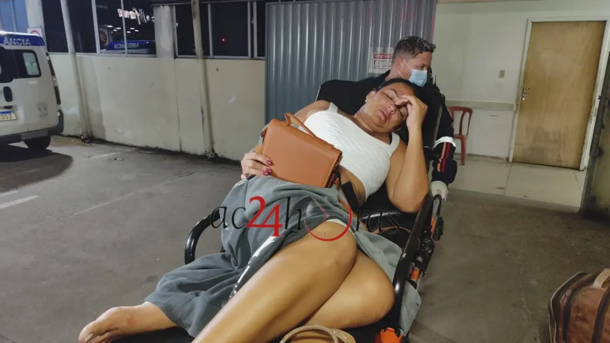 Mulher se corta na perna durante discussão com o marido em Rio Branco