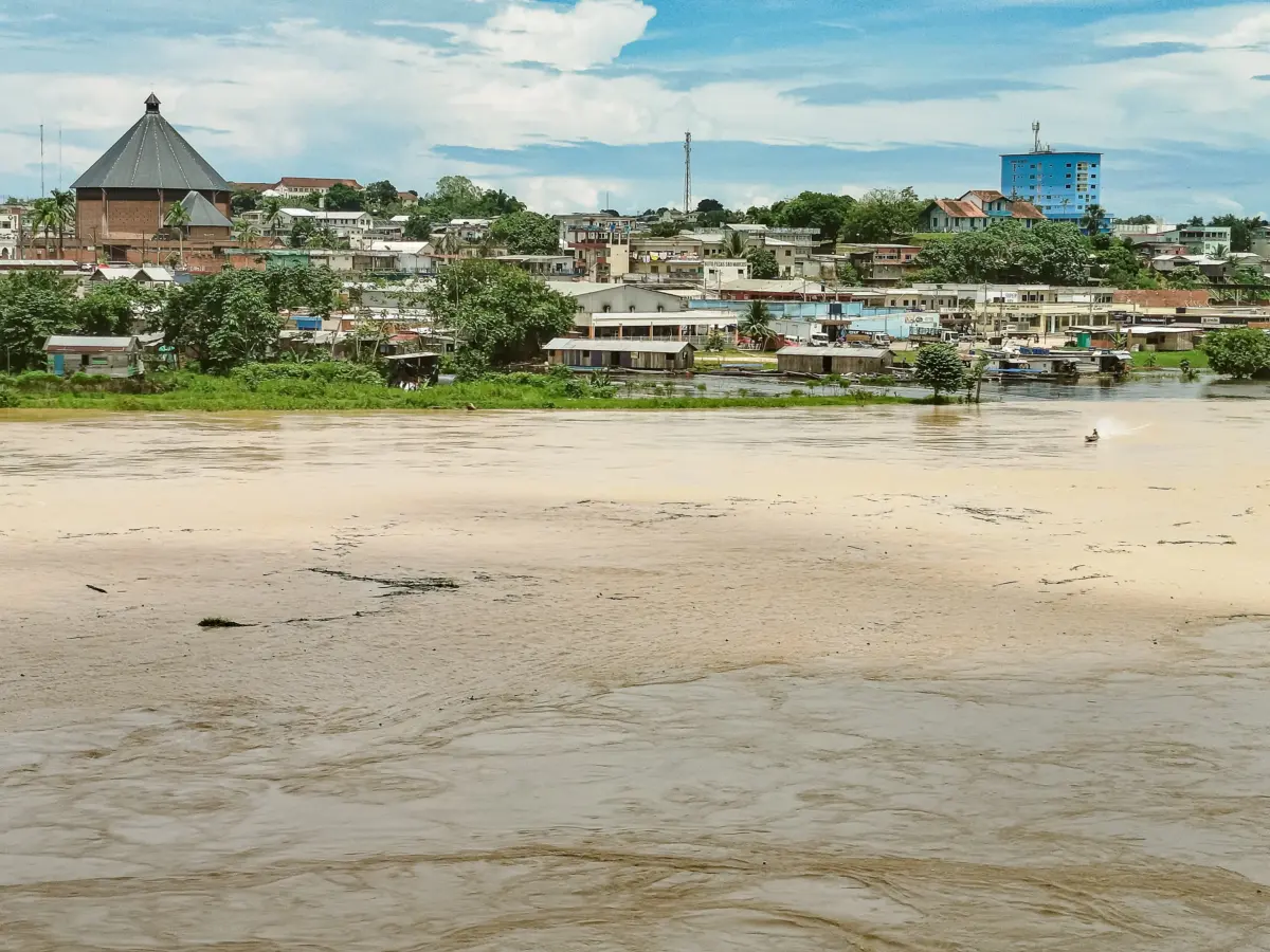 Rio Juruá deve sair da cota de alerta nesta sexta em Cruzeiro do Sul