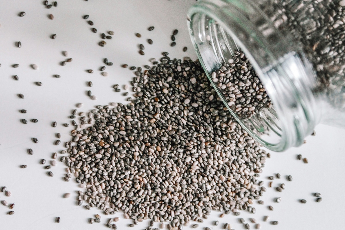 Nutricionista ensina por que a chia diminui a fome e ajuda a emagrecer